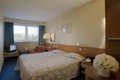 Nowoczesny pokój z widokiem na góry budańskie - Hotel Flamenco Budapest - Danubius Hotel Flamenco**** Budapest - Flamenco Budapeszt, Węgry