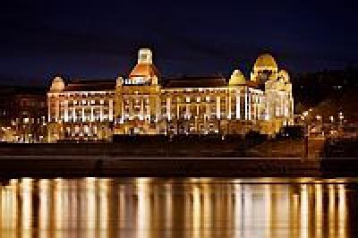 Czterogwiazdkowy Hotel Gellert Danubius nad Dunajem, Tradycyjny i elegancki hotel w Budapeszcie u stóp Góry Gellerta - Gellért Hotel**** Budapest - Węgry kurorty wody lecznicze Budapeszt