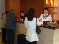Budapeszt Castel Garden recepcja hotelowa nowy czterogwiazdkowy hotel na dzielnicy Zamkowej