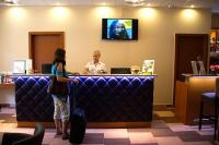 Recepcja Hotelu Six Inn - Online rezerwacja hotelu w Budapeszcie