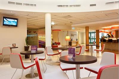 Hotel Ibis Centrum Budapest, hotel śródmiejski, 5 minut spacerkiem od strefy pieszej i Dunaju - ✔️ Hotel Ibis Budapeszt Centrum*** - Hotel z specjalną ofertą w centrum miasta 