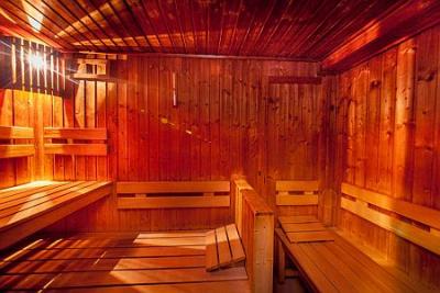 Łaźnia fitness z sauna w Hotelu Museum w centrum Budapesztu - ✔️ Hotel Museum Budapest - Hotel w centrum stolicy Węgier