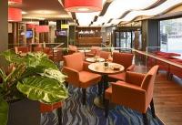 Novotel Danube Budapeszt - Przyjemny drinkbar w Novotelu nad Dunajem w Budapeszcie