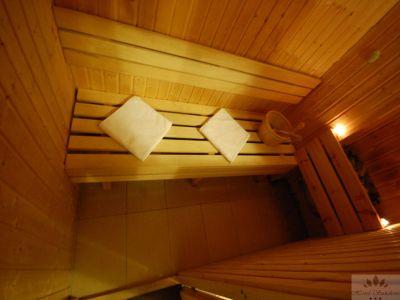 Sauna fińska dla gości poszukujących spokoju i relaksu - Hotel Sunshine Budapest - tani hotel blisko stacji metra Kobanya-Kispest w Budapeszcie